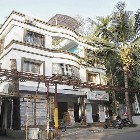 Super Townhouse The Upper Room Near Pune Airport Lohogaon Bagian luar foto