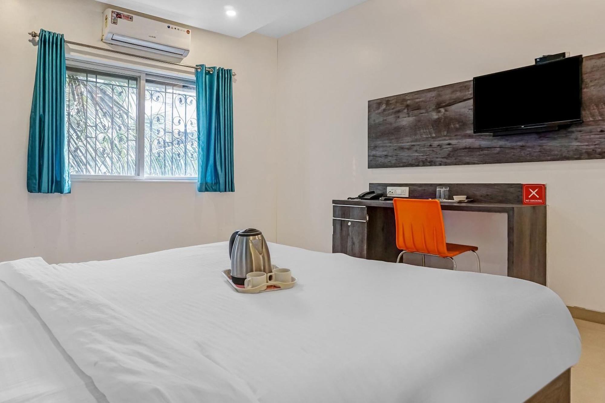 Super Townhouse The Upper Room Near Pune Airport Lohogaon Bagian luar foto
